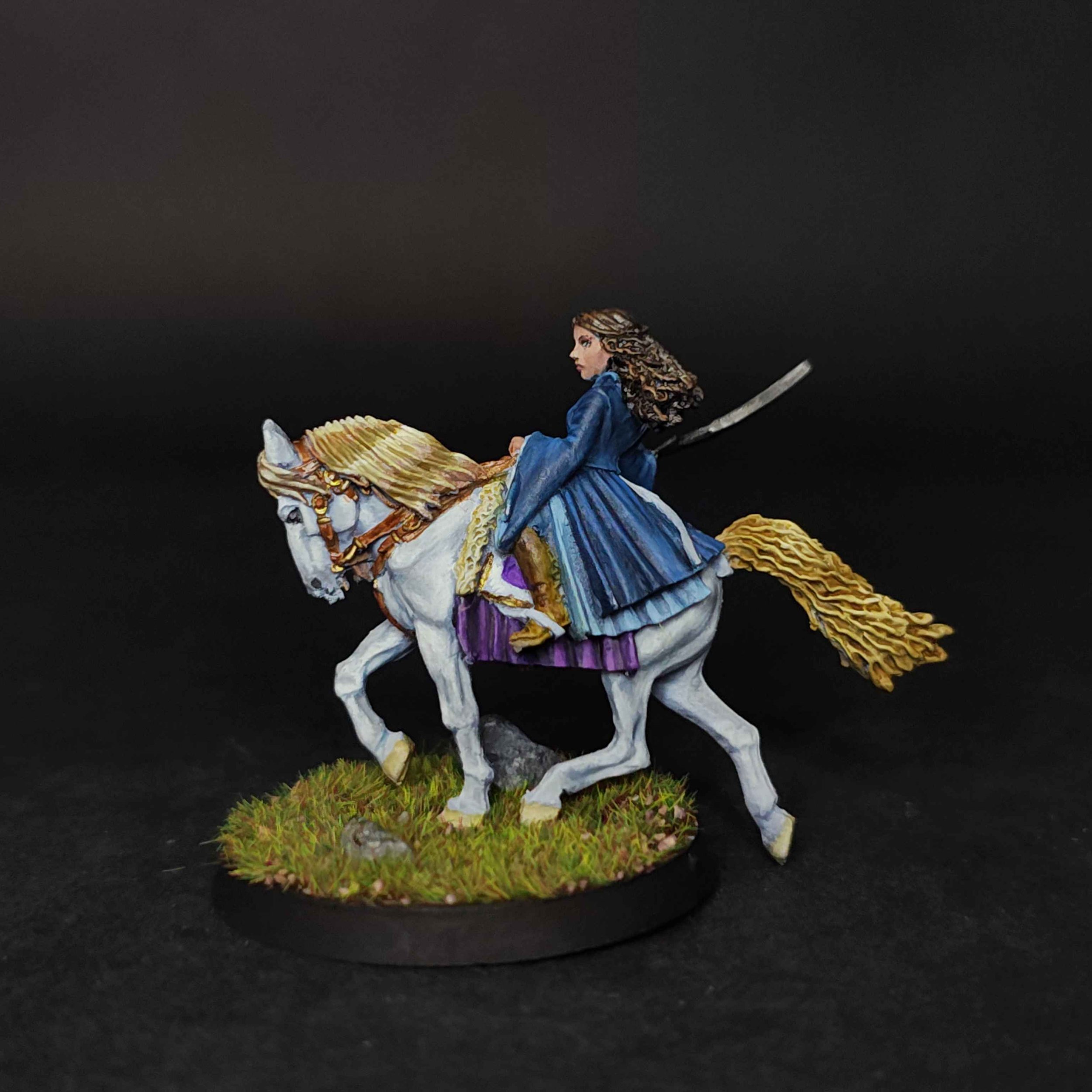 lotr-Arwen-mount-side3.jpg
