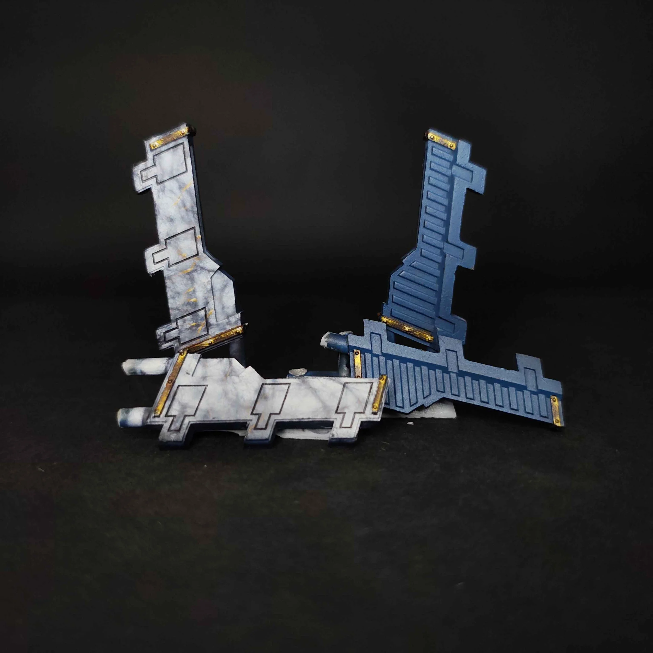 thunderhawk-gunship-wing-flap-closeup.jpg