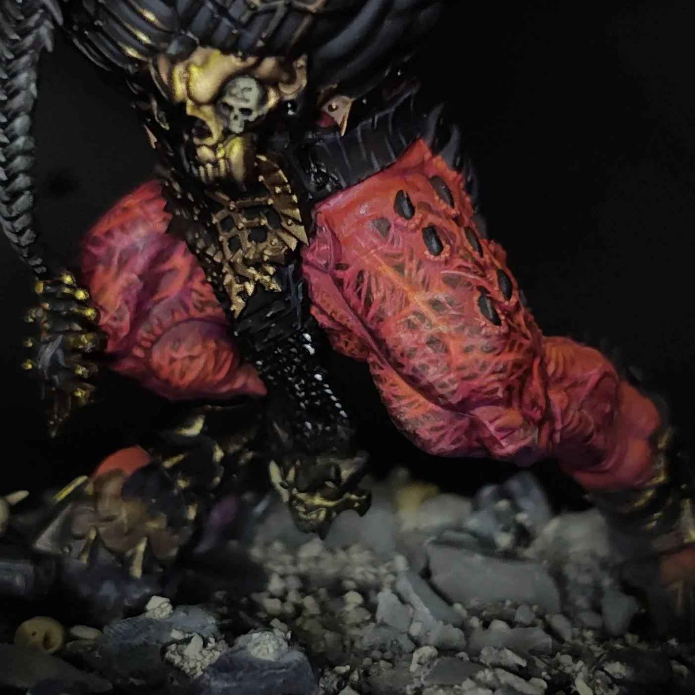 Skarbrand-showcase-final-leg-scars.jpg