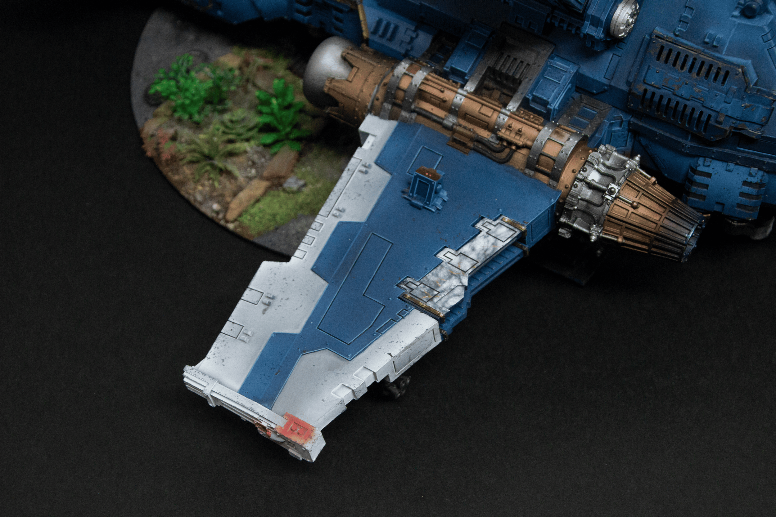 thunderhawk-gunship-wing-light3.png