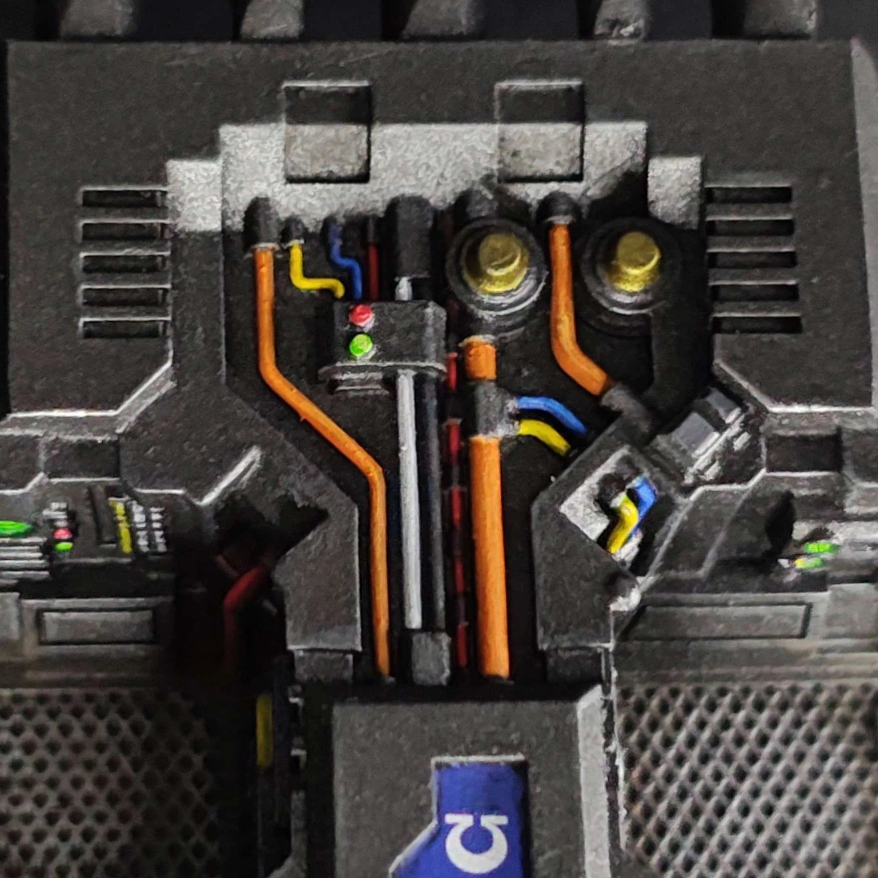 thunderhawk-gunship-cockpit-closeup13.jpg