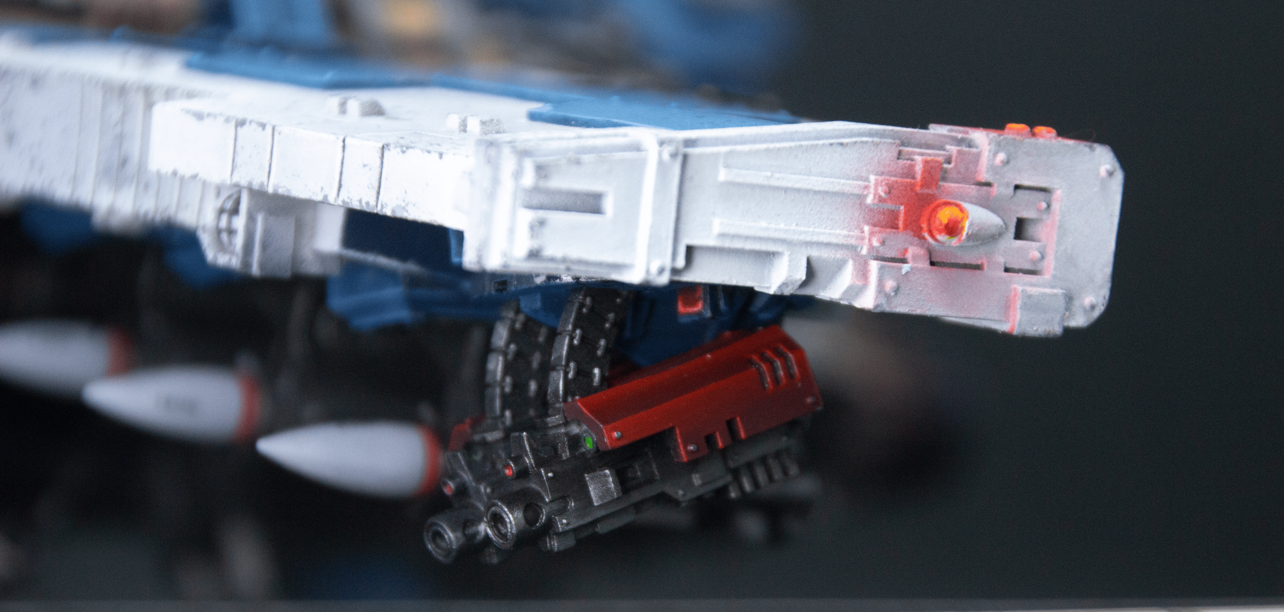 thunderhawk-gunship-wing-light.png