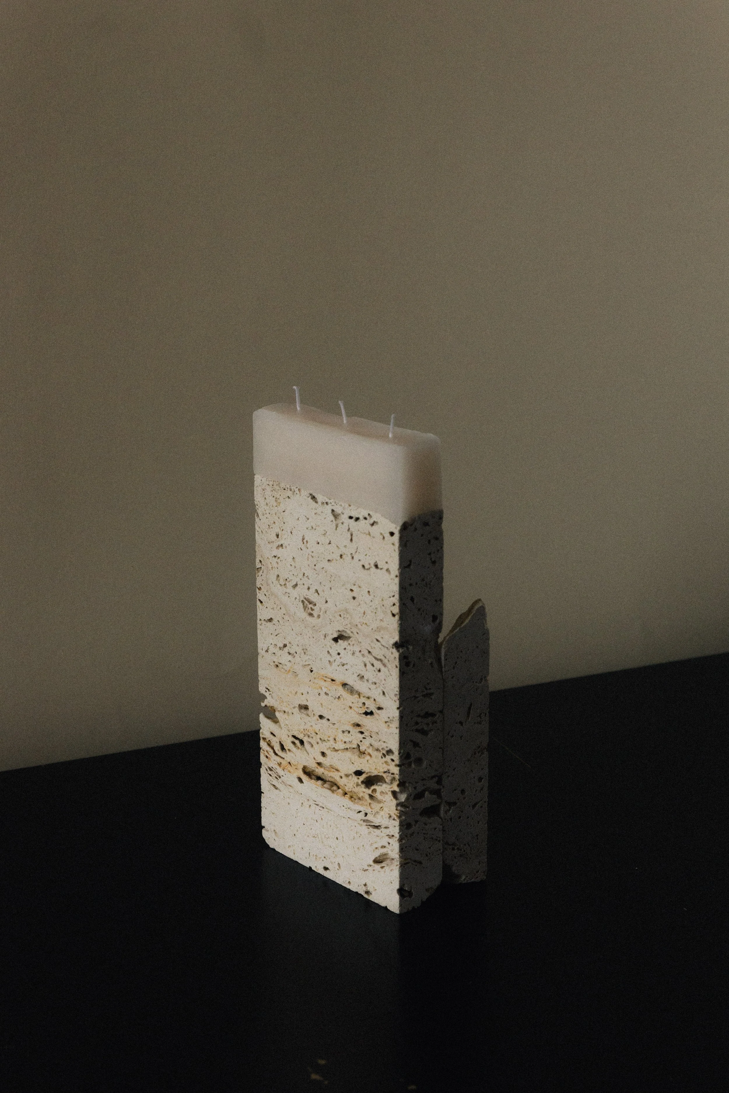 coseincorso_fragma_candle_23_travertine_4.jpg