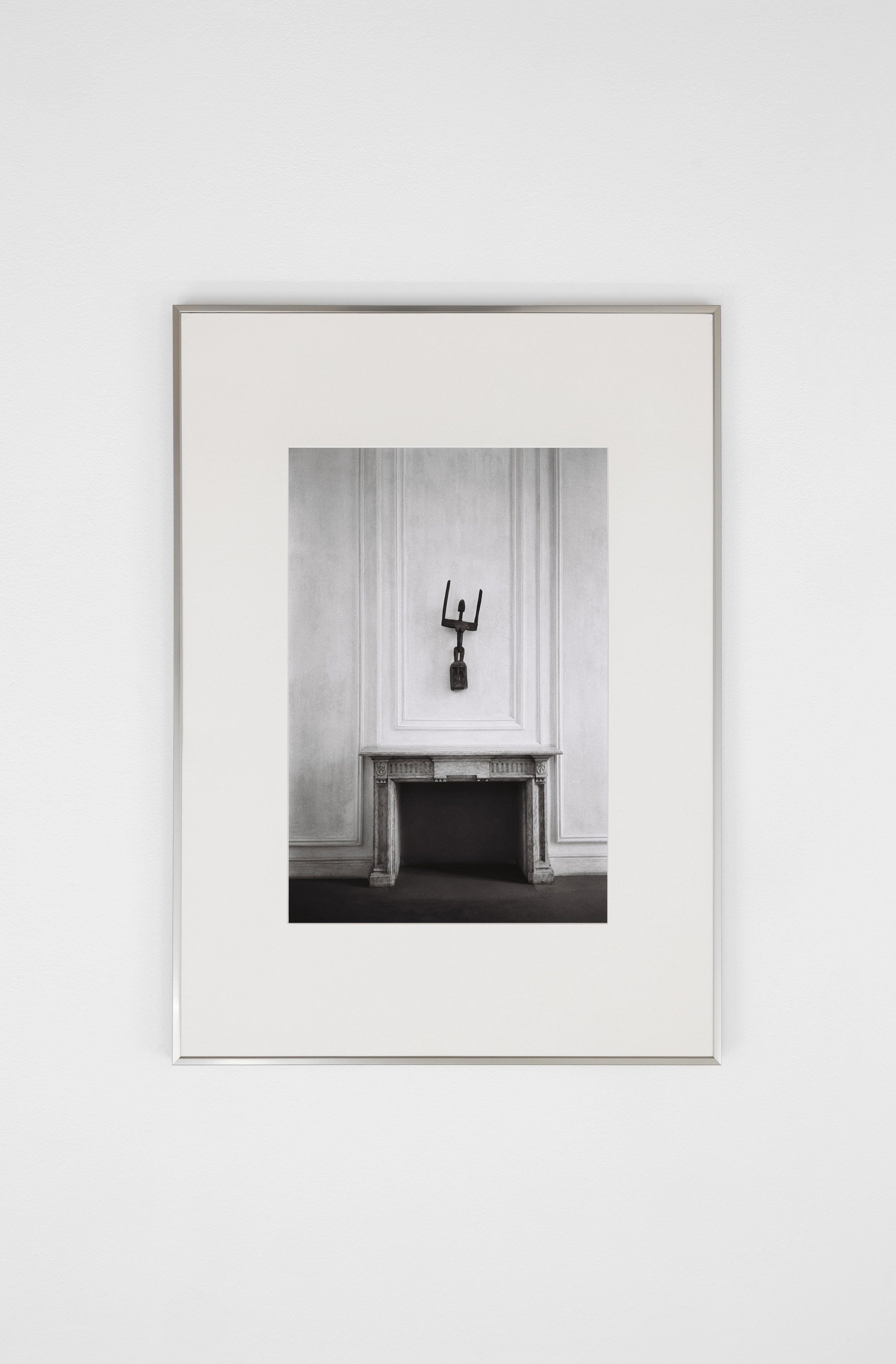 final large alu frame horizontal rivoli.png