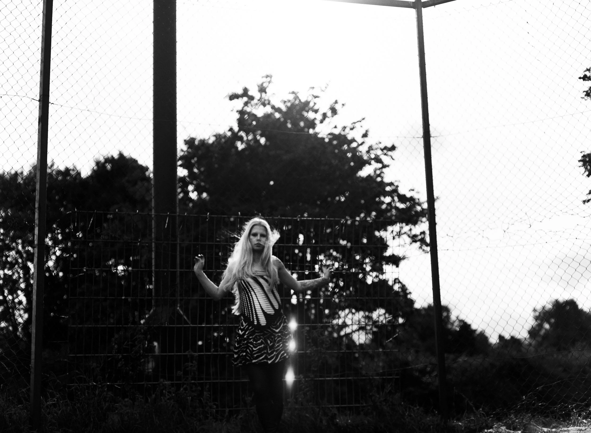 bwfilm7sm.jpg