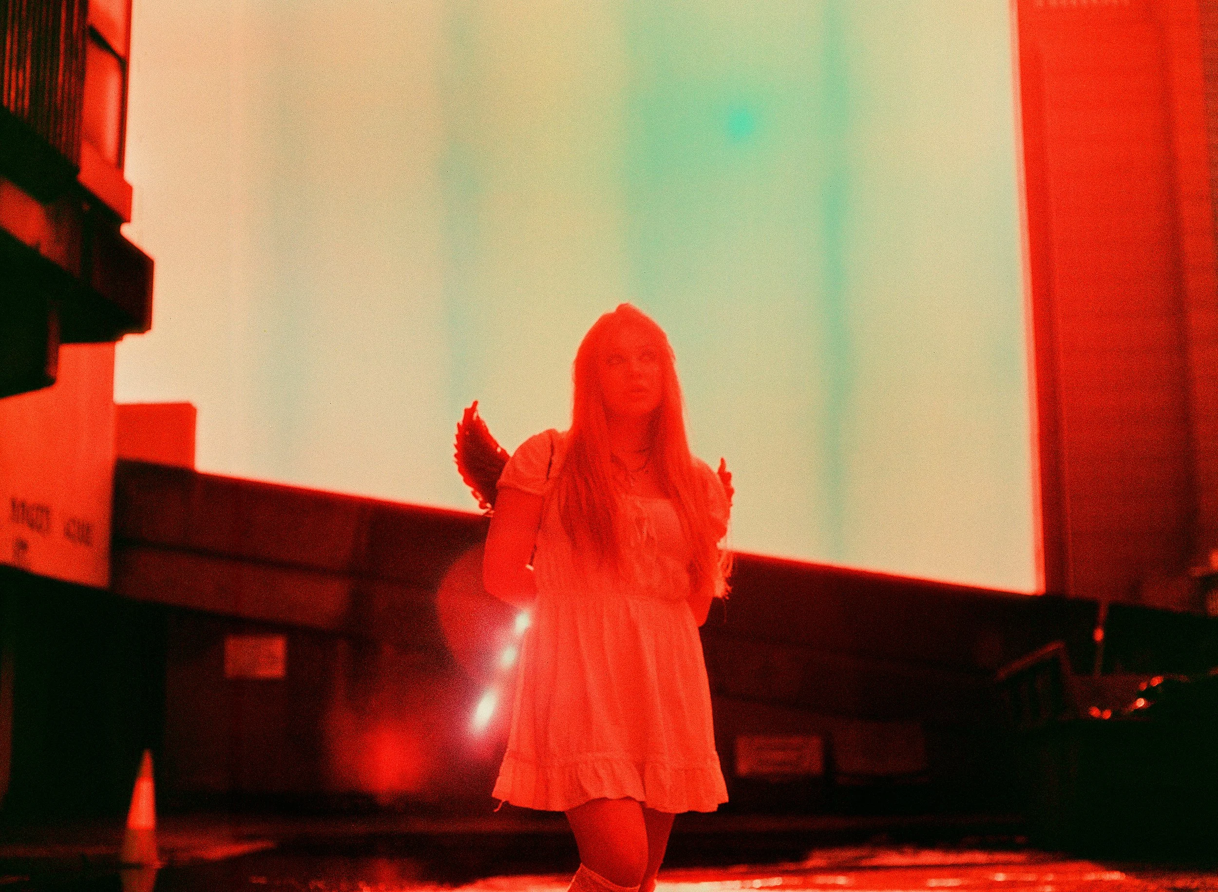 AvaFilm1sm.jpg
