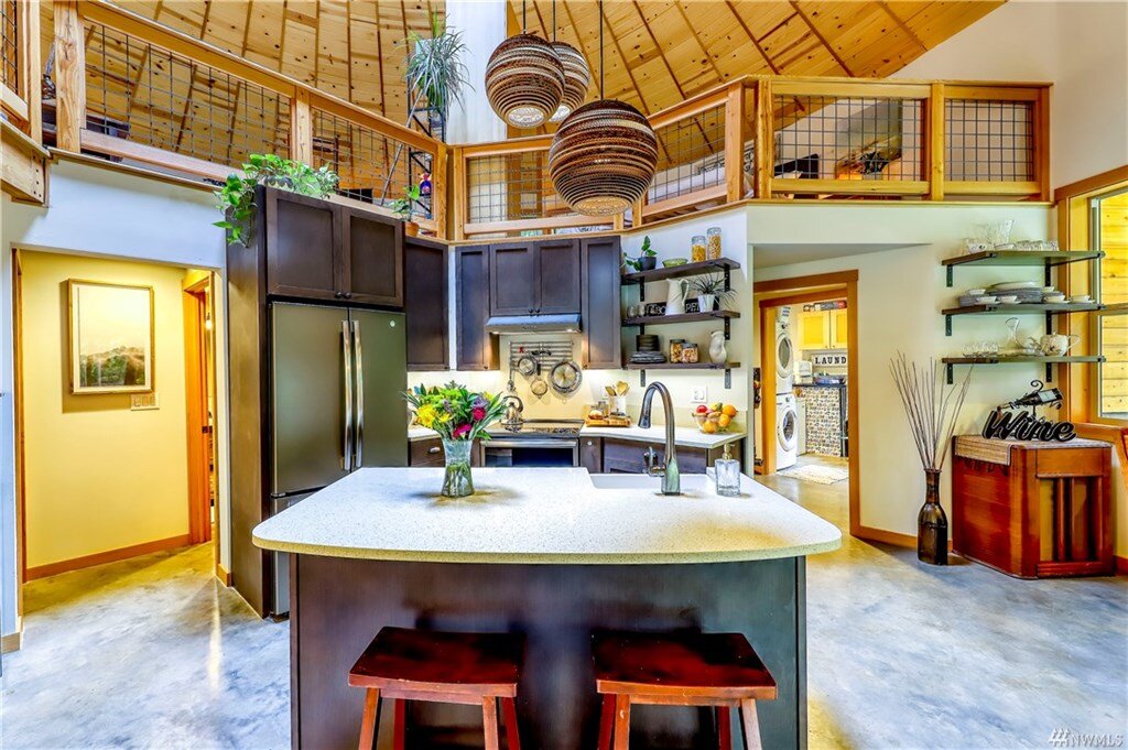 tolo kitchen.jpeg