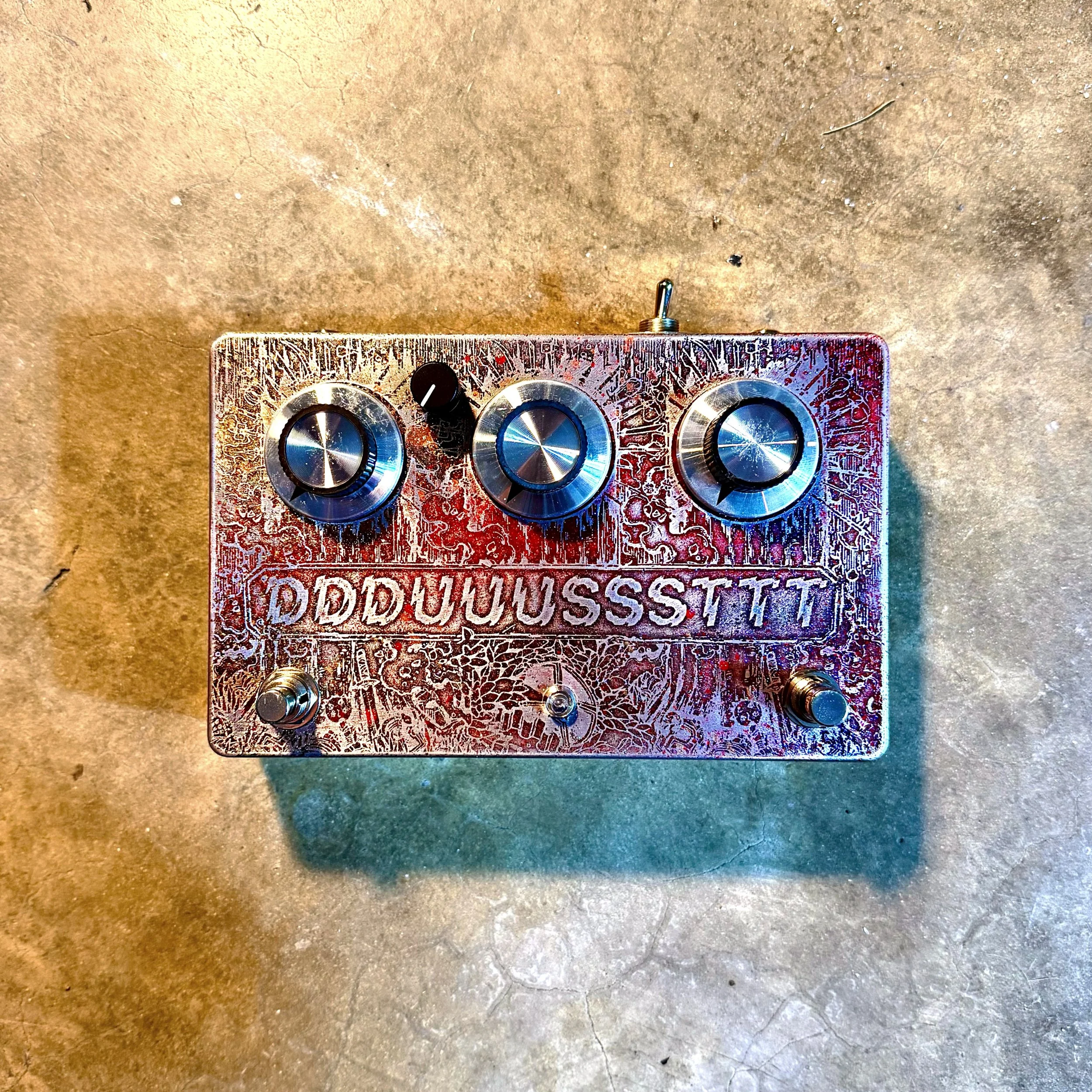 DDDUUUSSSTTT

DDDUUUSSSTTT is exactly what you think it is. 
3 Dust where each stage is set for a longer playback length and configured to cooperate with one another in series. With the momentary, you can hold the third stage audio/note/whatever and 
