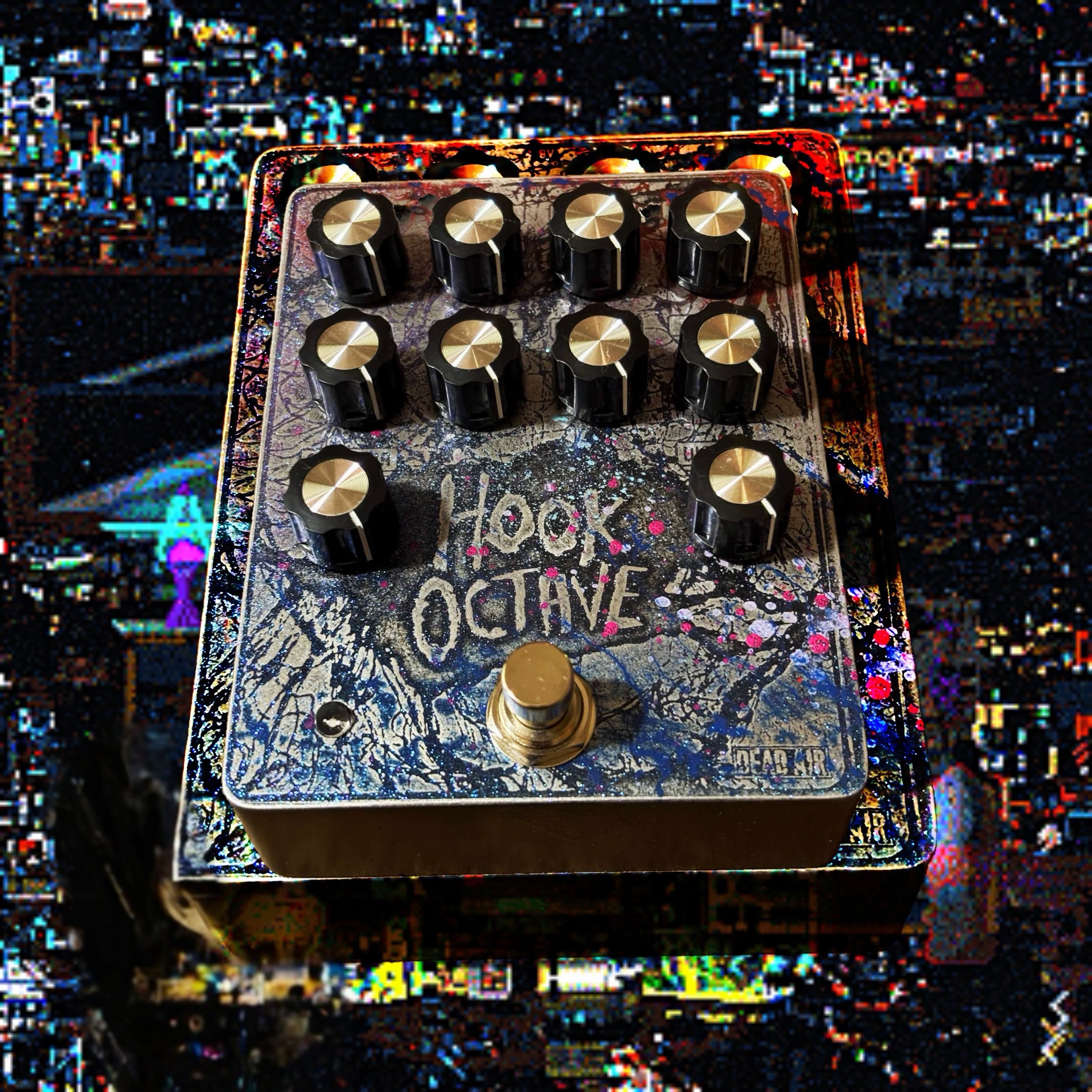 Had the pleasure and fun opportunity to do a wild acid-etched batch for @dead_air_studios on their new pedal Hook Octave who partnered with @relicmusicshop as an exclusive release with them. Truly love how these turned out. 
This is what you get when