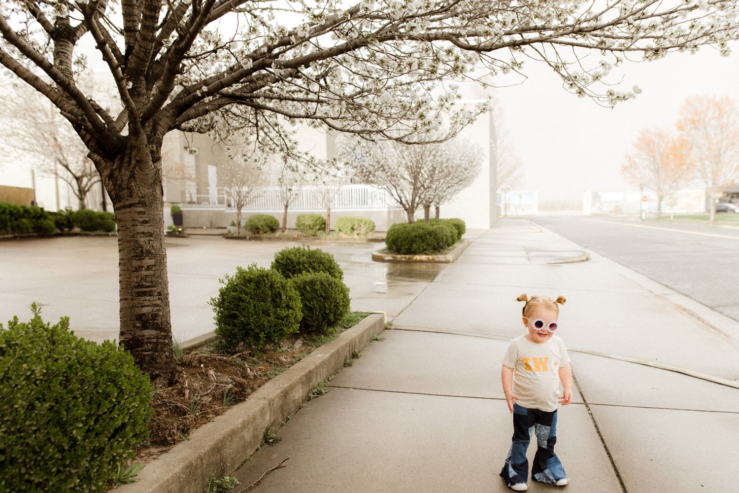 Rainy Day | Mom &amp; Daughter | Downtown Paducah