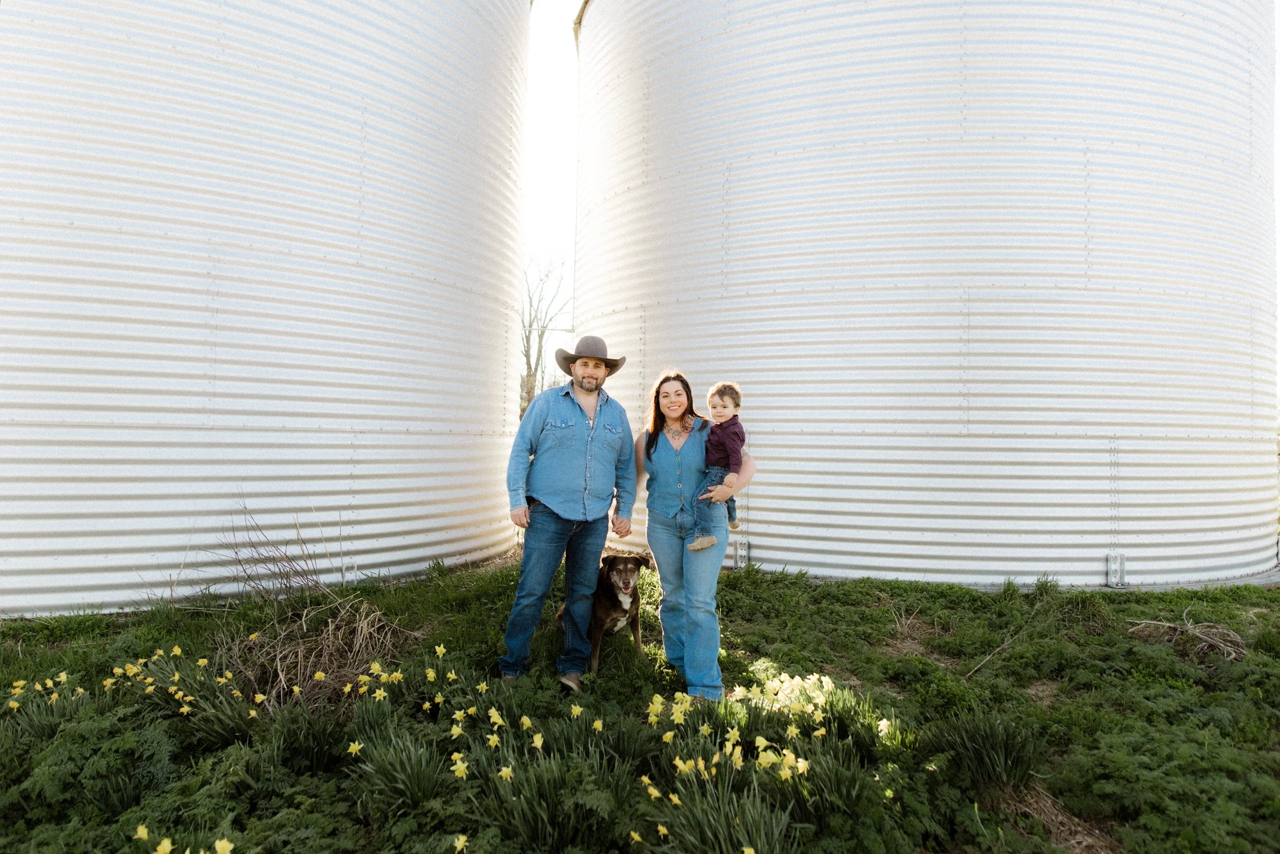 Barn | Wilson Family | Metropolis Photographer