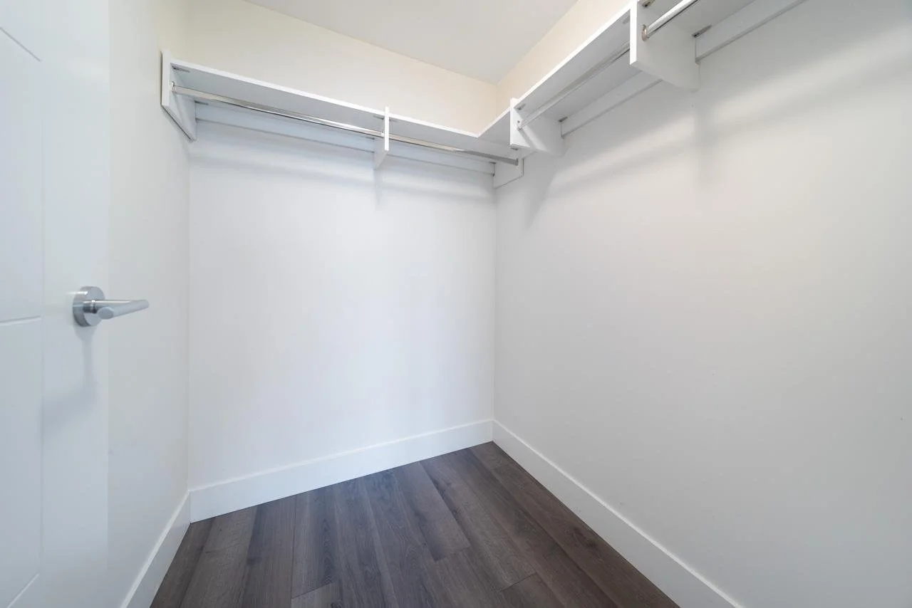 closet.jpeg