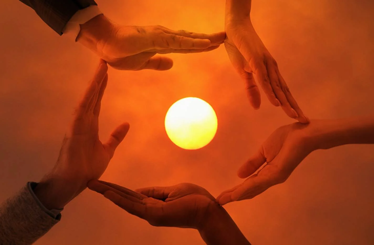 – Bildquelle: https://imaginethecity.de/de/event/hush-die-rueckversicherer –