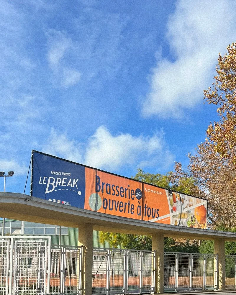 banniere publicitaire restaurant brasserie arles le break