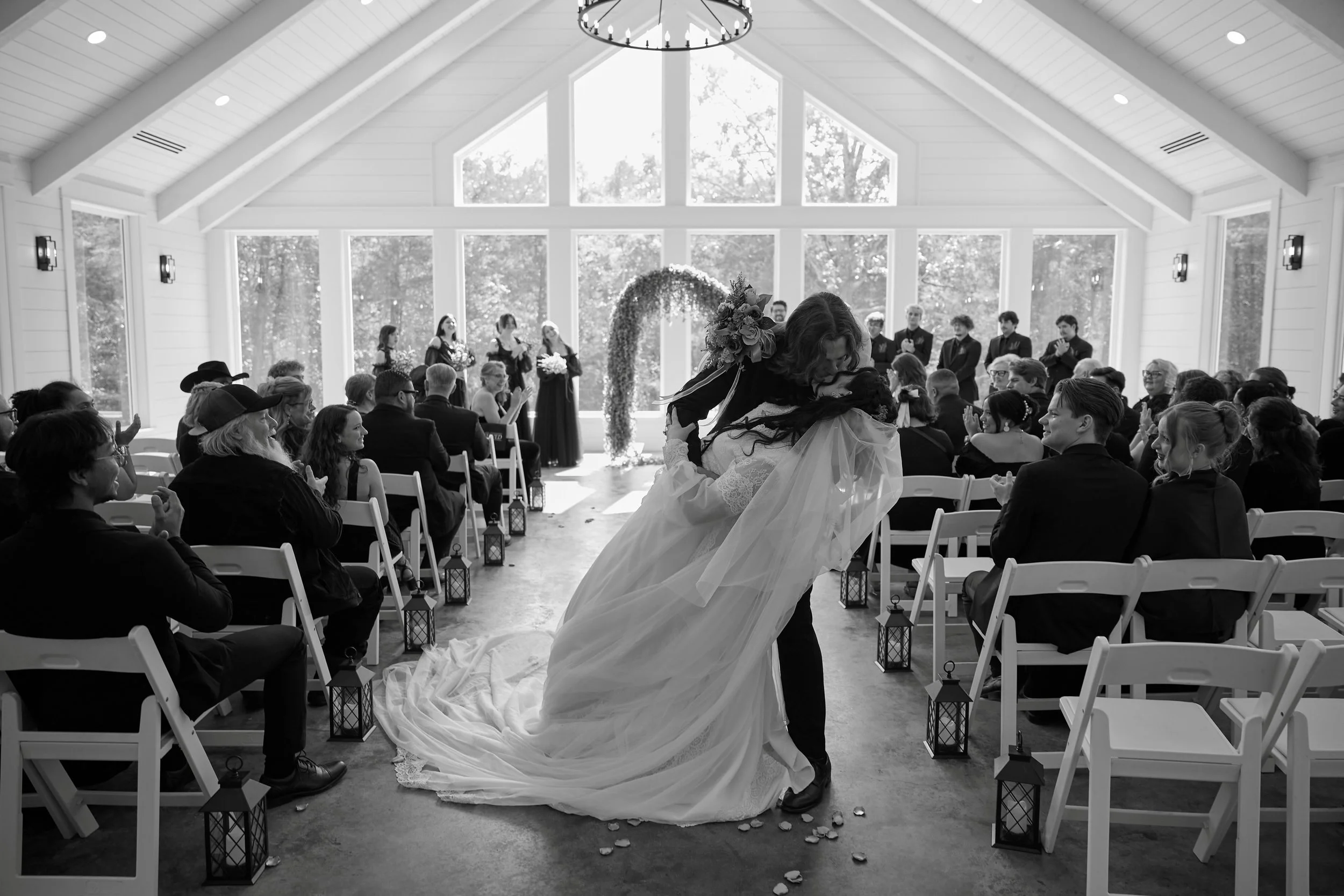 Special days with your favorite people

#weddingday #weddingphotography #leica #destinationweddings