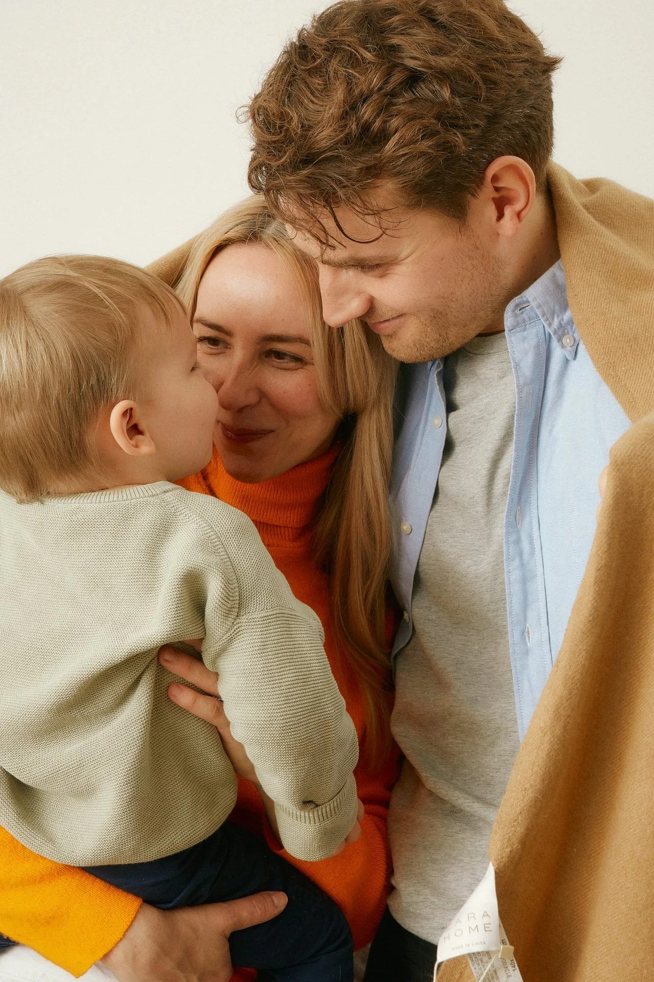family meeting with therapist in person for counseling session in Salem Oregon