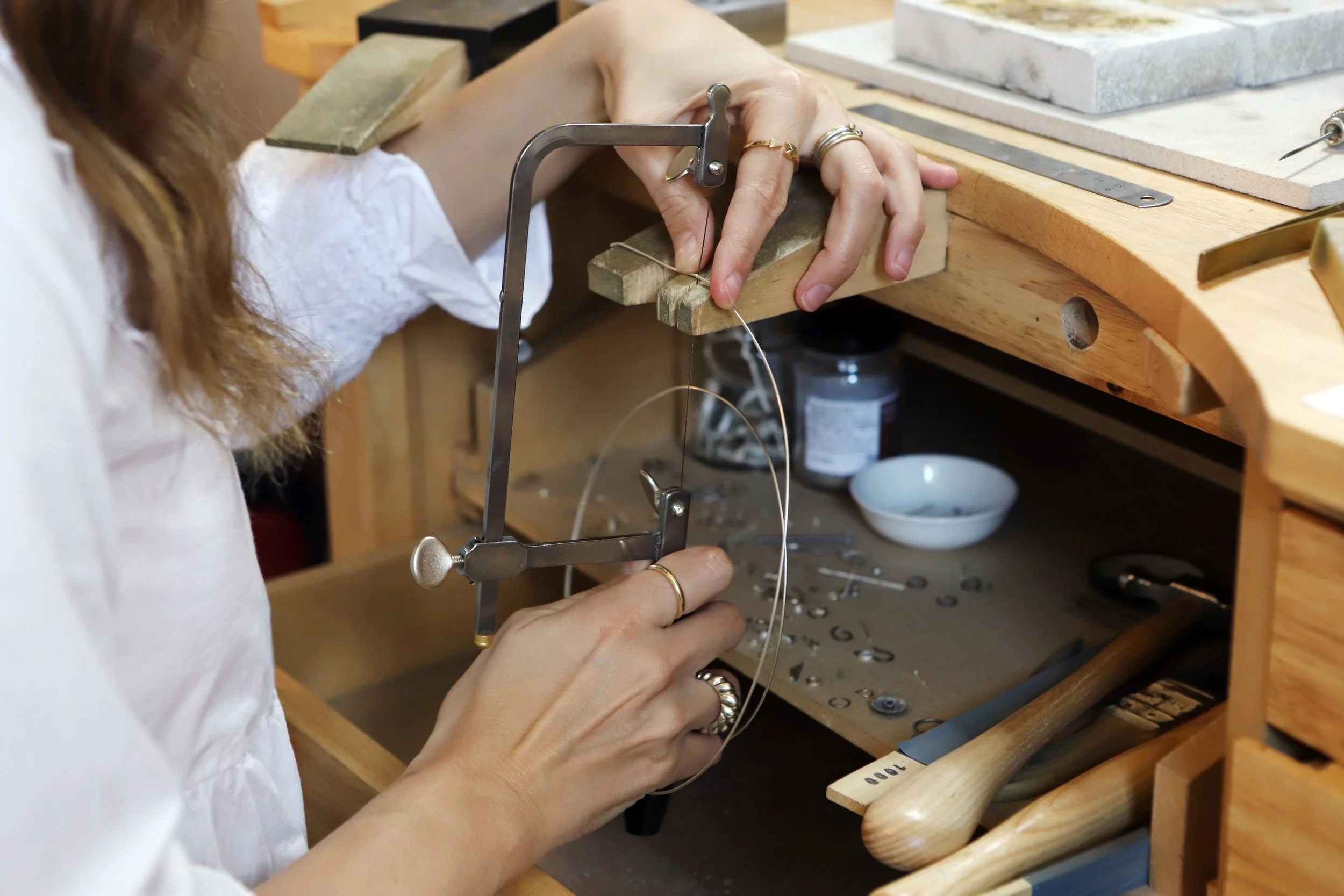 What Makes Handcrafted Jewellery Worth the Investment?