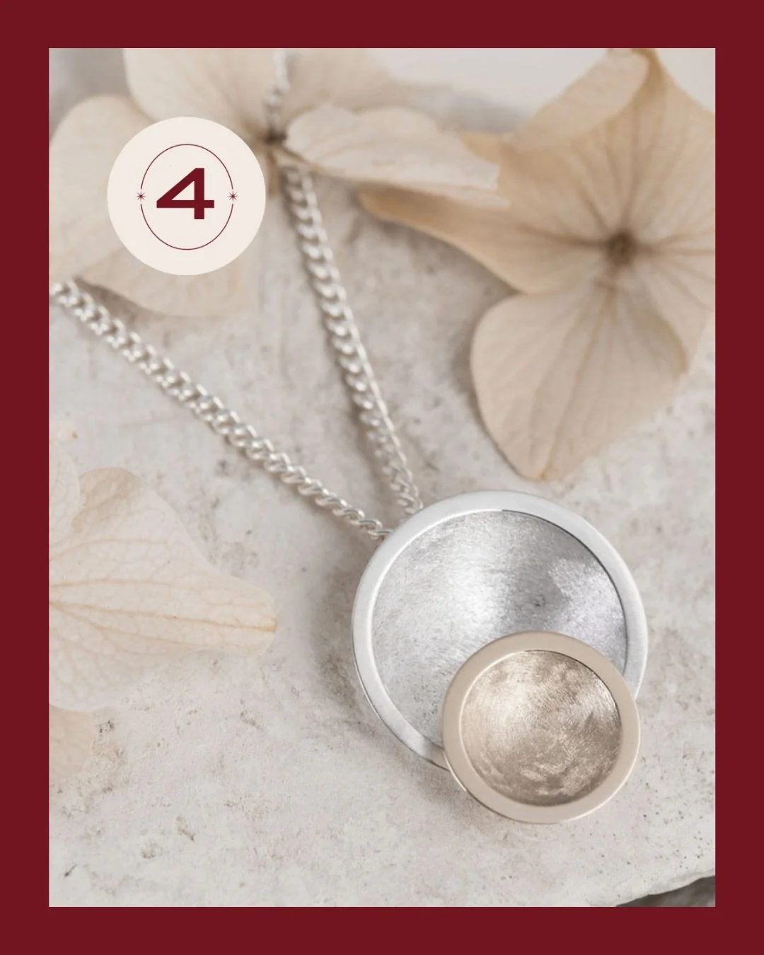 Day 4 brings the Eclipse Pendant - celestial drama distilled into minimalist perfection ✨
⠀⠀⠀⠀⠀⠀⠀⠀⠀
The Refined Minimalist recognises this as the ultimate daily luxury piece. One pendant that works with everything - from morning coffee to evening cel