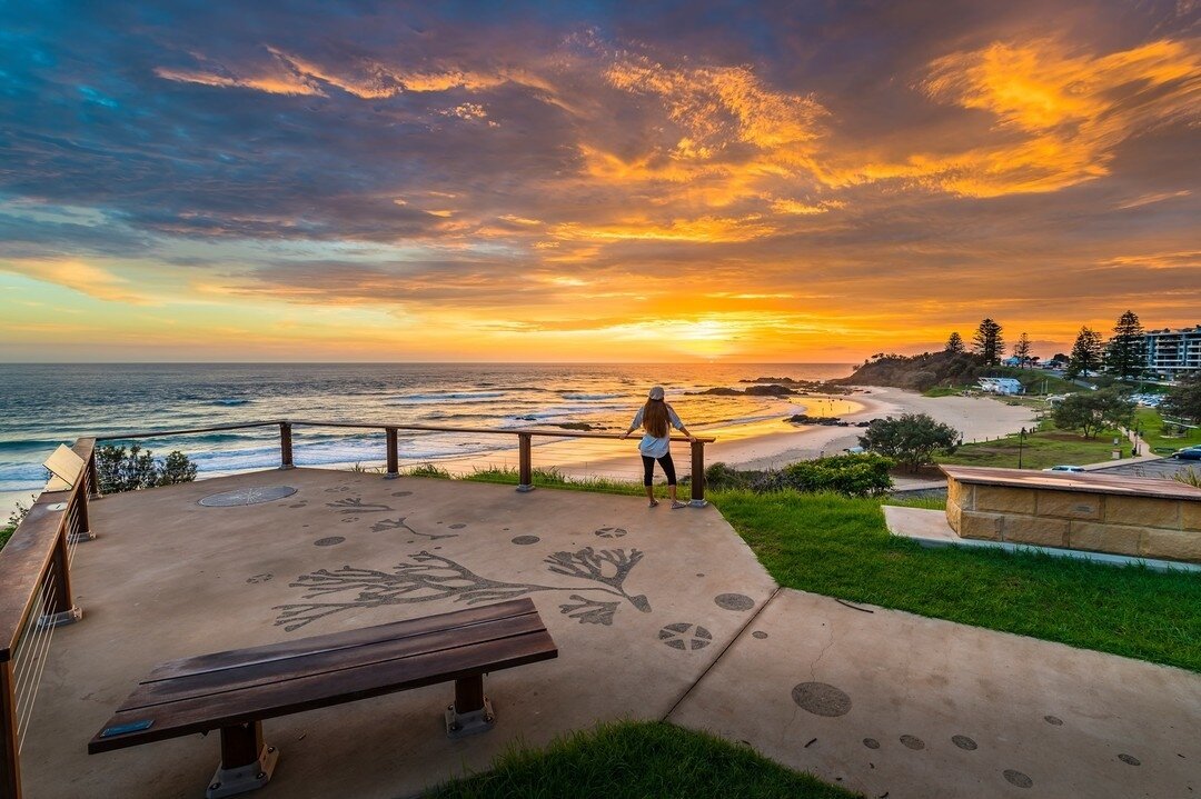 Where else would you want to start your day?⁠
.⁠
.⁠
📸 mcimages_photography #📷 @portmacquarie⁠
⁠
#beachmorning #portpacific #portmac #beach #holiday #reflection #portpacificresort #waves #getaway #travel #wanderlust #livefree #portmacquarie #happypl