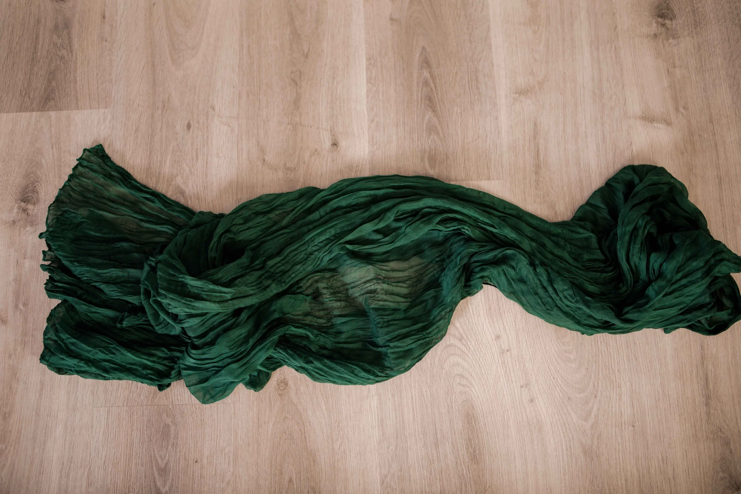 Forrest Green Table runners 
12 available  $2 each 