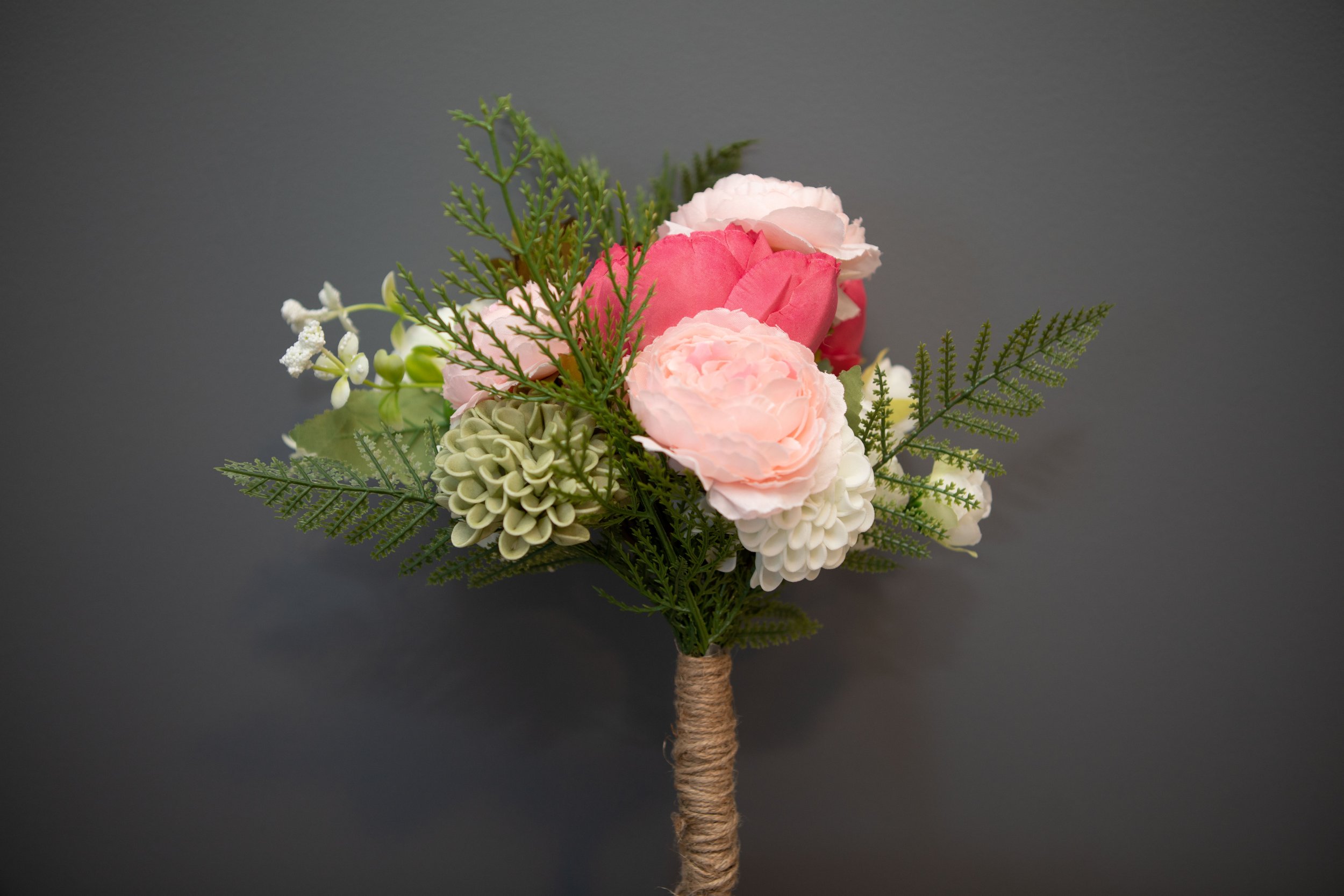 Peony Rose Bouquet
Peony Rose bunch for Bouquet use

5x Pink

$25 each 