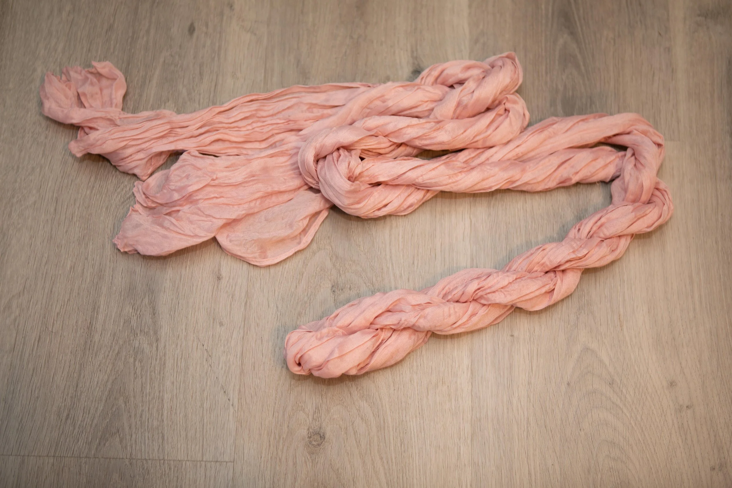 Baby pink Table runners 
5 available  $2 each 