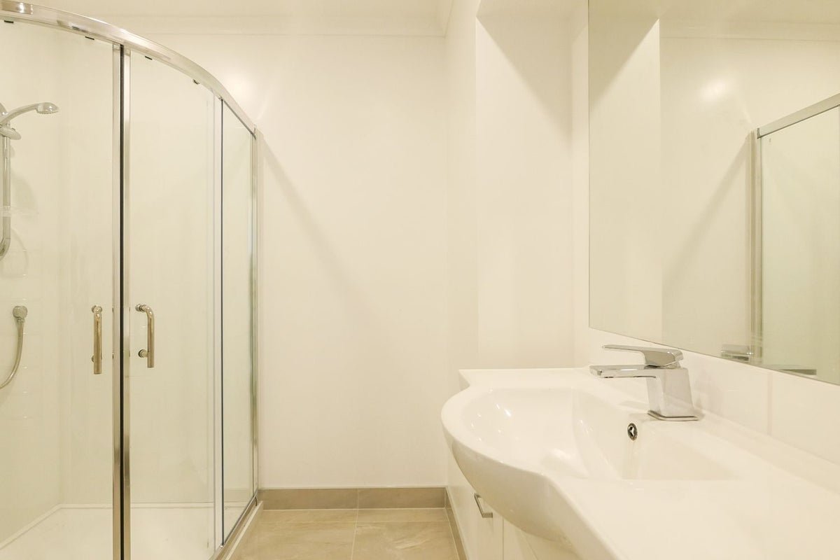 Bathroom2b.apng.jpeg