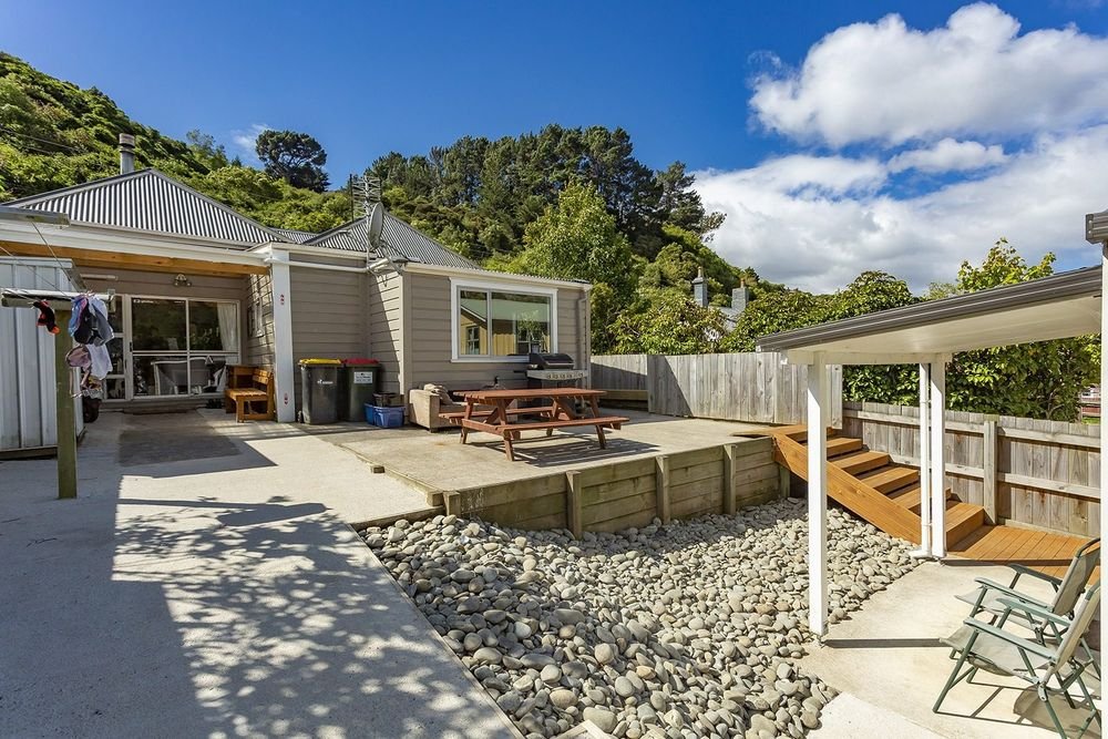 63 Malvern_Back Area 3.jpg