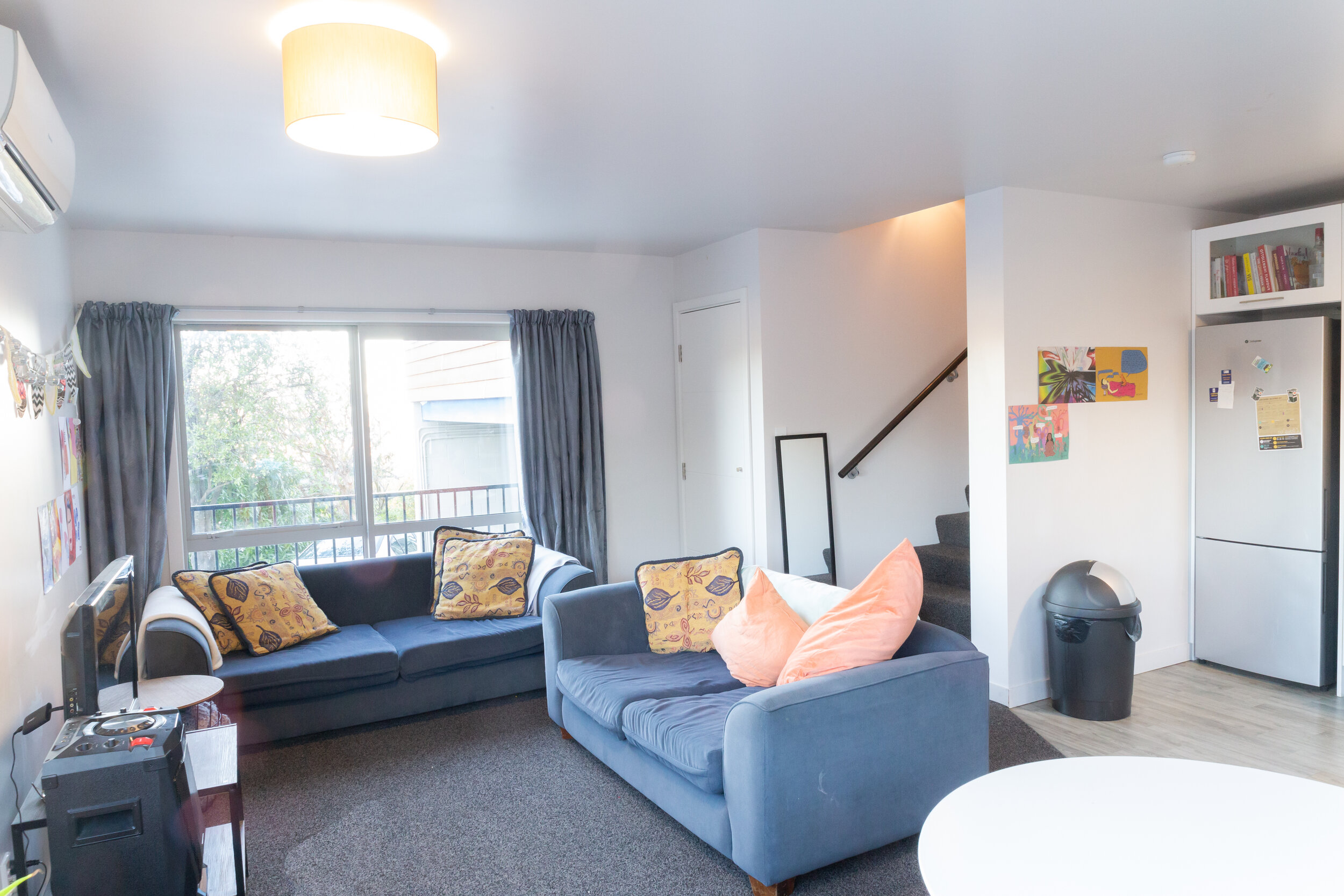 Lounge-1.jpg