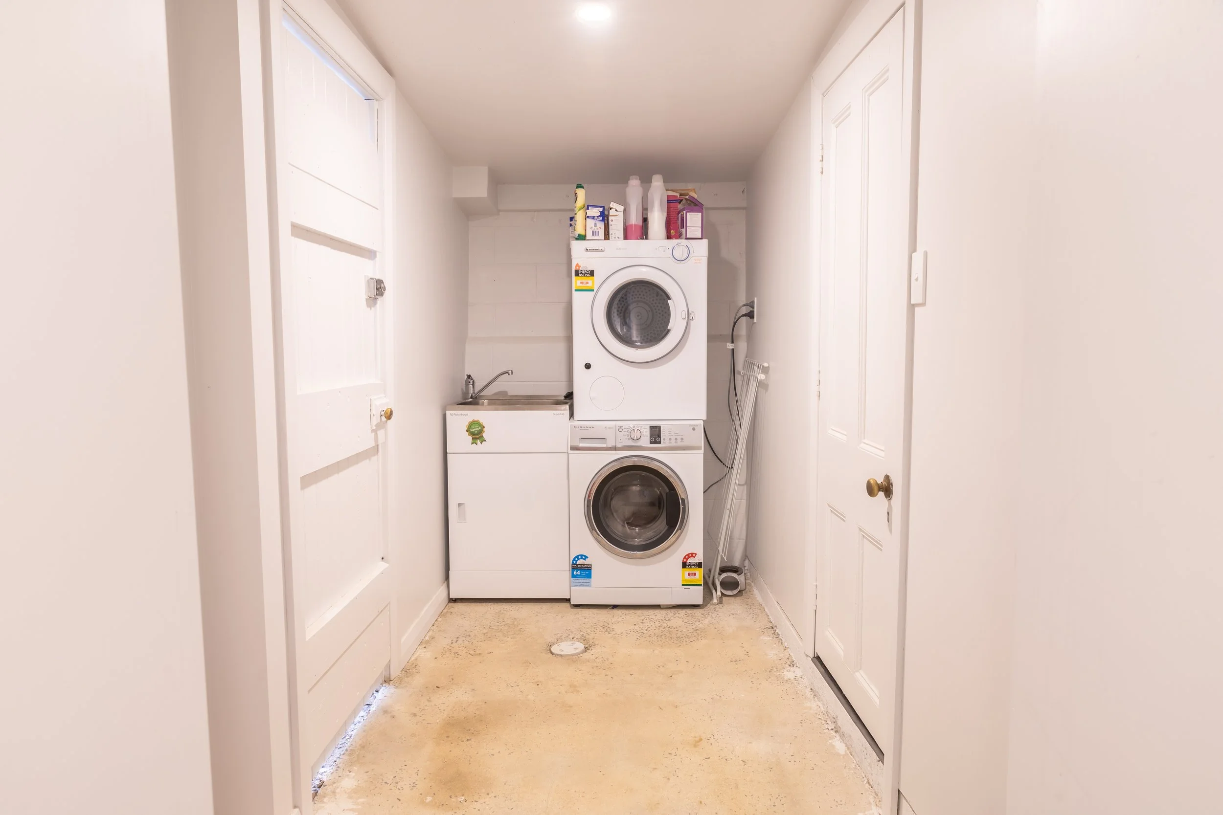 Laundry-1.jpg