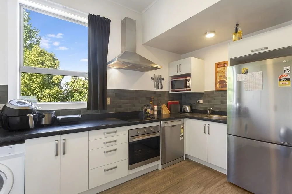 63 Malvern_Kitchen.jpg