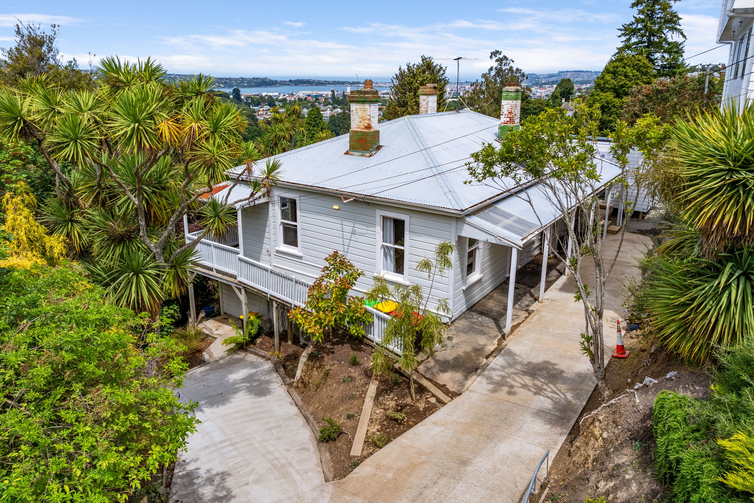 100 gladstone rd-1.jpg
