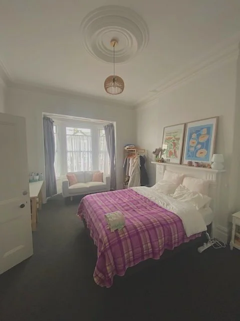 22 Russell Bdrm 1.jpeg