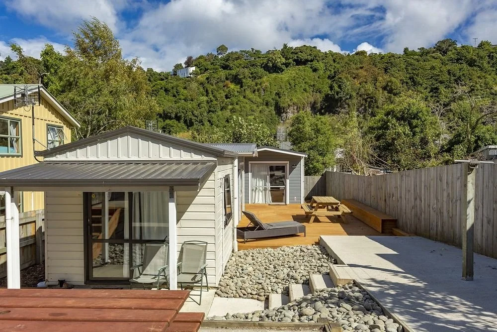 63 Malvern_Back Area 2.jpg