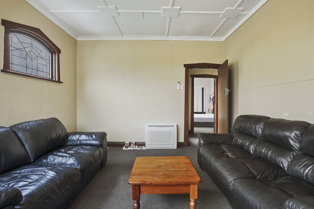 1024px.186487350__1770764248-21908-140DundasST-32.jpg