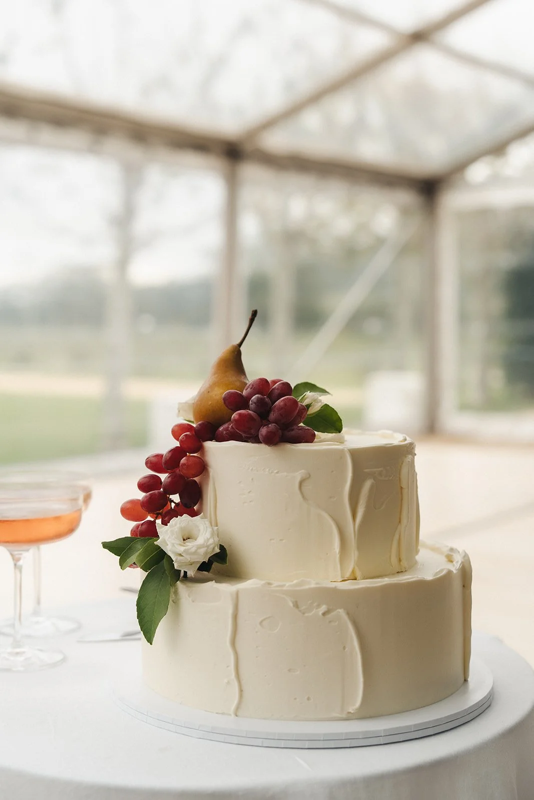 hunter-valley-short-wedding-cake.jpg