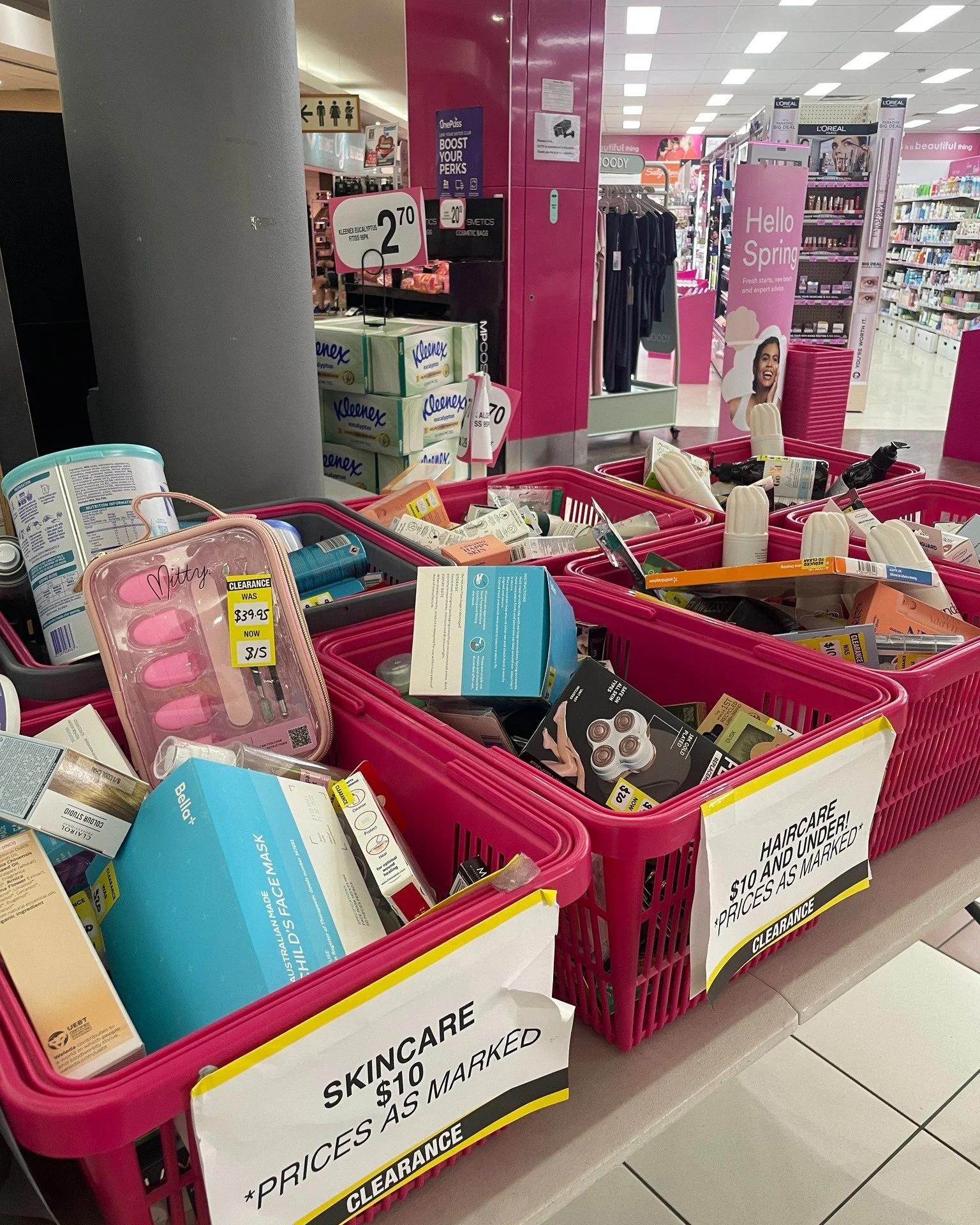Are you looking for a great discount? 💰

Priceline has you covered! They have baskets of clearance items to rummage through!

You never know when you might find a treasure in there! 👛

Visit Priceline in Beaumaris City today!

 #BeaumarisShoppingCe
