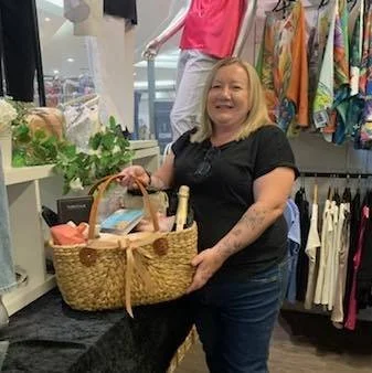 Our very lucky Beaumaris City Shopping Centre - Mother&rsquo;s Day hamper winner. 

Nicola enjoyed a meal at Allegria and entered the giveaway and was drawn out today by Bec from Erica&rsquo;s Fashion!! 🙌

Enjoy your goodies. Congratulations and Hap