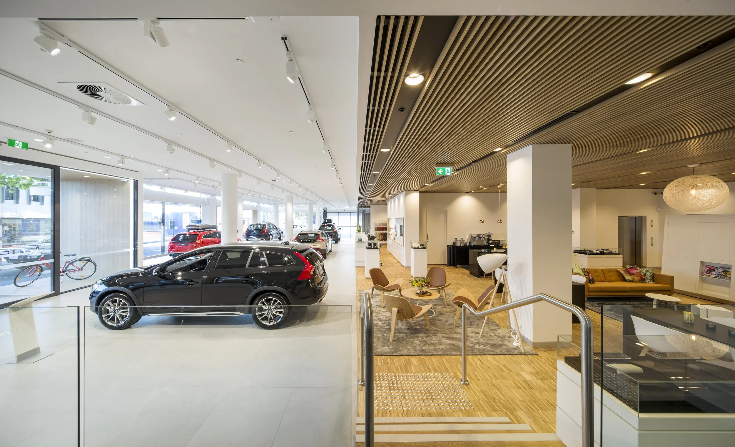 Volvo MalvernRd_006.jpg
