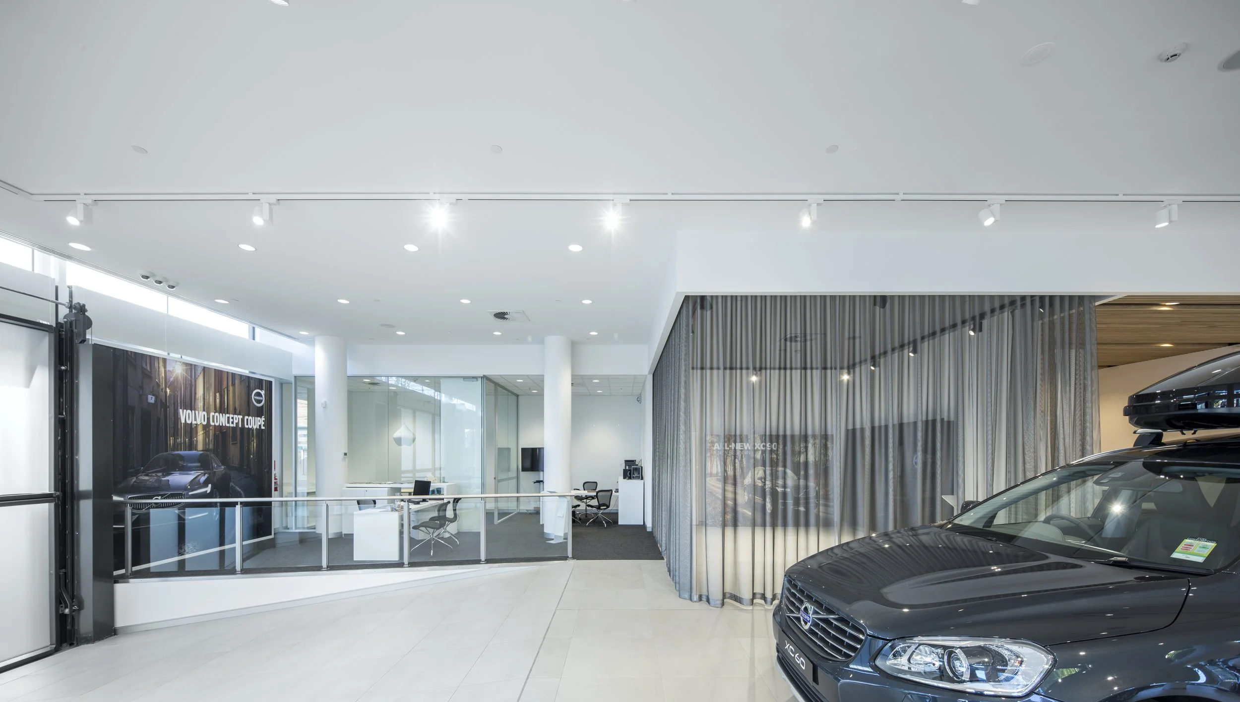 Volvo MalvernRd_003.jpg
