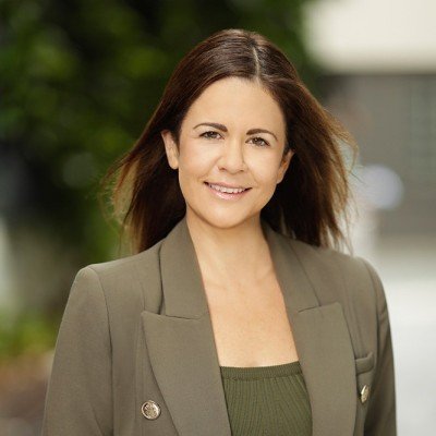 Episode 43. Life after law - from General Counsel to Chief Operations Officer with Anna Tichborne