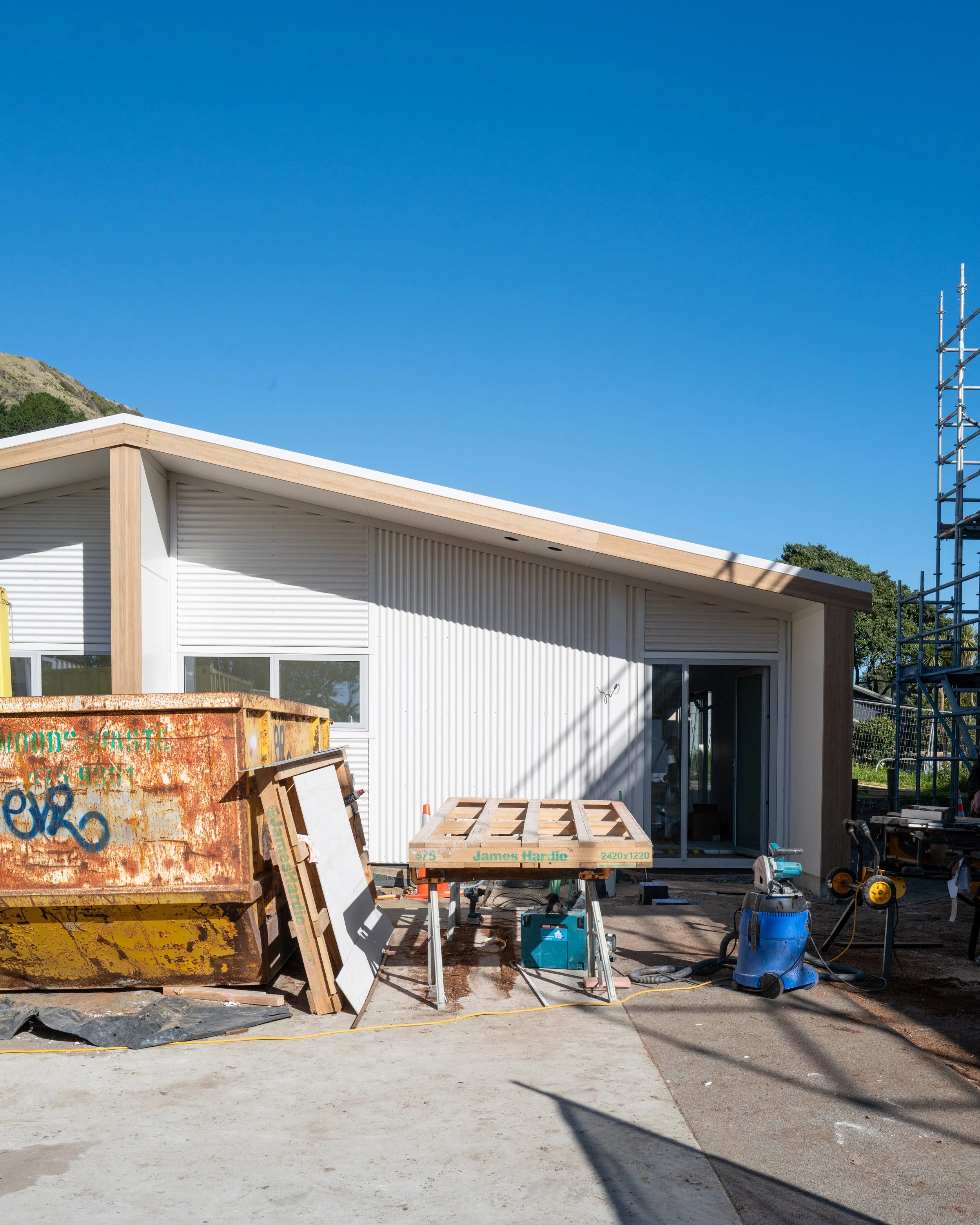 Beachroad Townhouses by First Light Studio, Townhouses in Paekākāriki accessible home for kaumātua