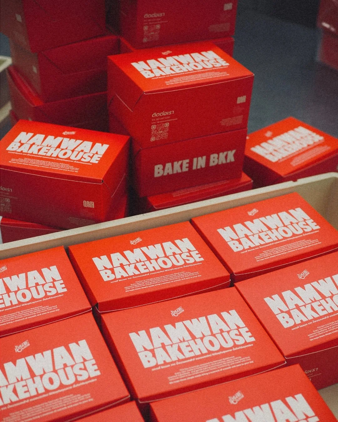 Snack Box งานดี ของถึงไว ลูกค้าสั่งซ้ำต่อเนื่อง
เราใส่ใจตั้งแต่วัตถุดิบจนถึงแพ็กเกจ รสชาติมาตรฐานเดียวกันทุกกล่อง
ขั้นต่ำไม่เยอะ เหมาะทั้งงานเล็กและงานใหญ่ พร้อมรับออเดอร์ทุกวัน ทักมาได้เลย

Well made Snack Boxes, fast and reliable.
From ingredients 