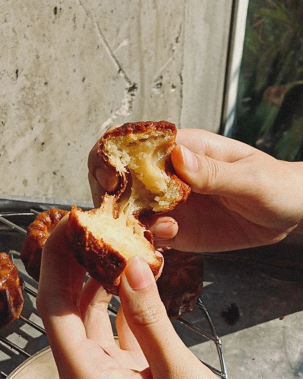 NEW!!! Butter Tteok
Golden buttery crust with a soft, chewy center.
Lightly crisp on the outside, rich and bouncy inside &mdash; best enjoyed with our dipping sauce for the perfect bite. A playful texture that keeps you coming back for more.

Butter 