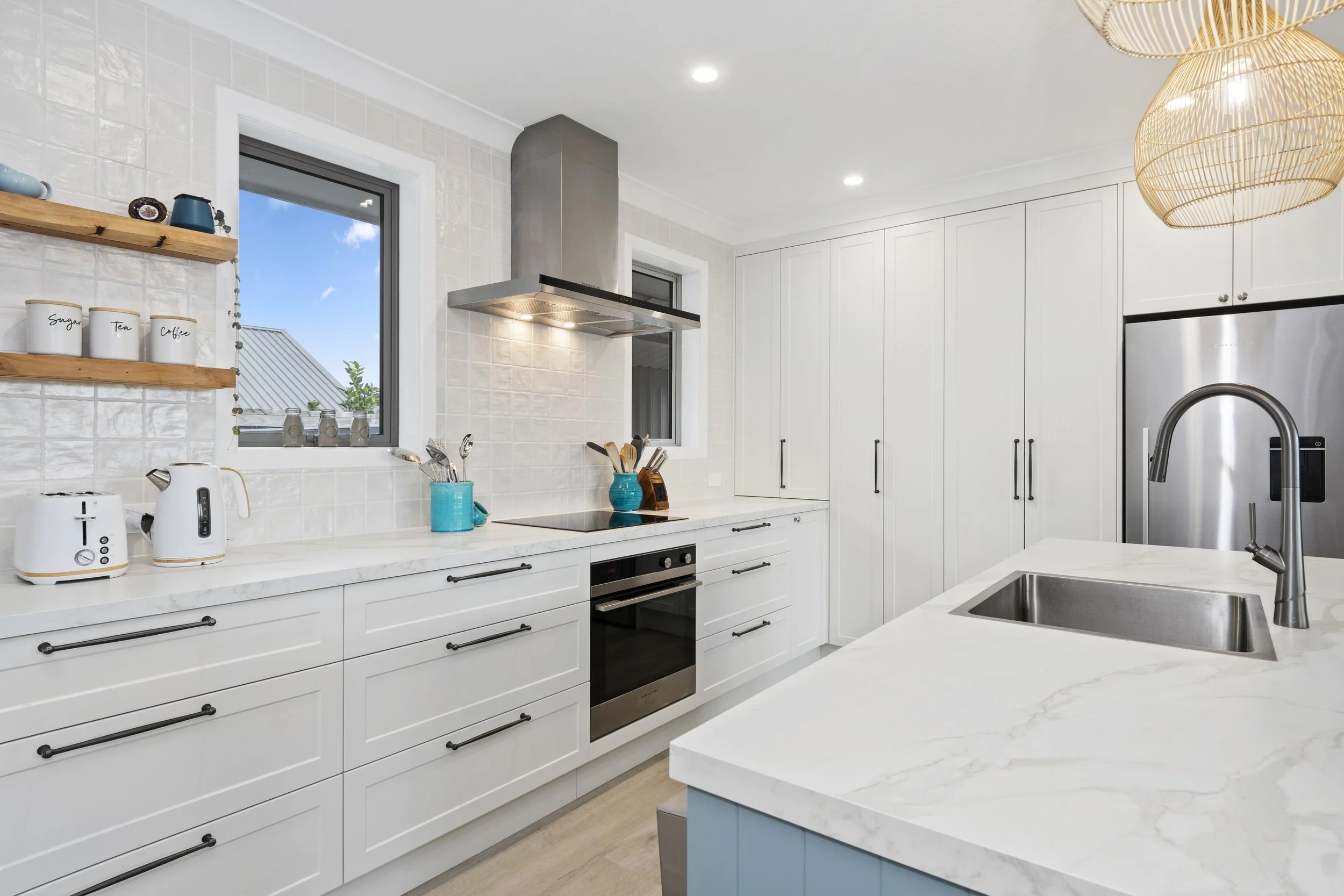 017_Open2view_ID542466-Kitchen copy.jpg