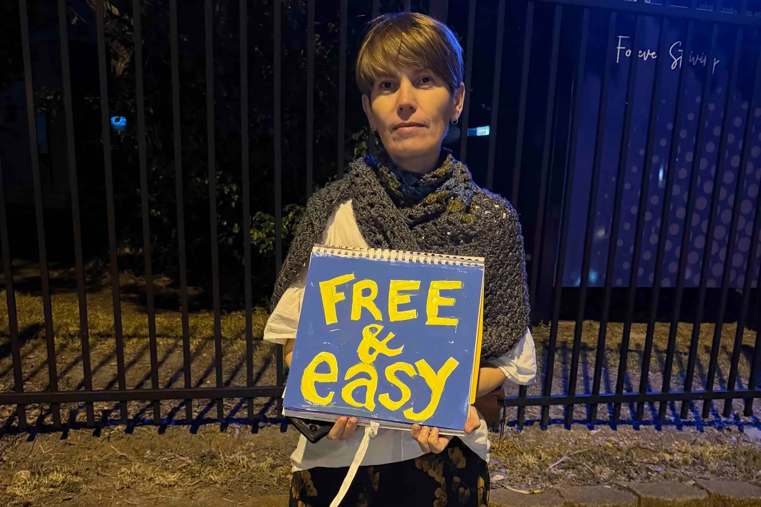 FREE+AND+ESAY+.jpg
