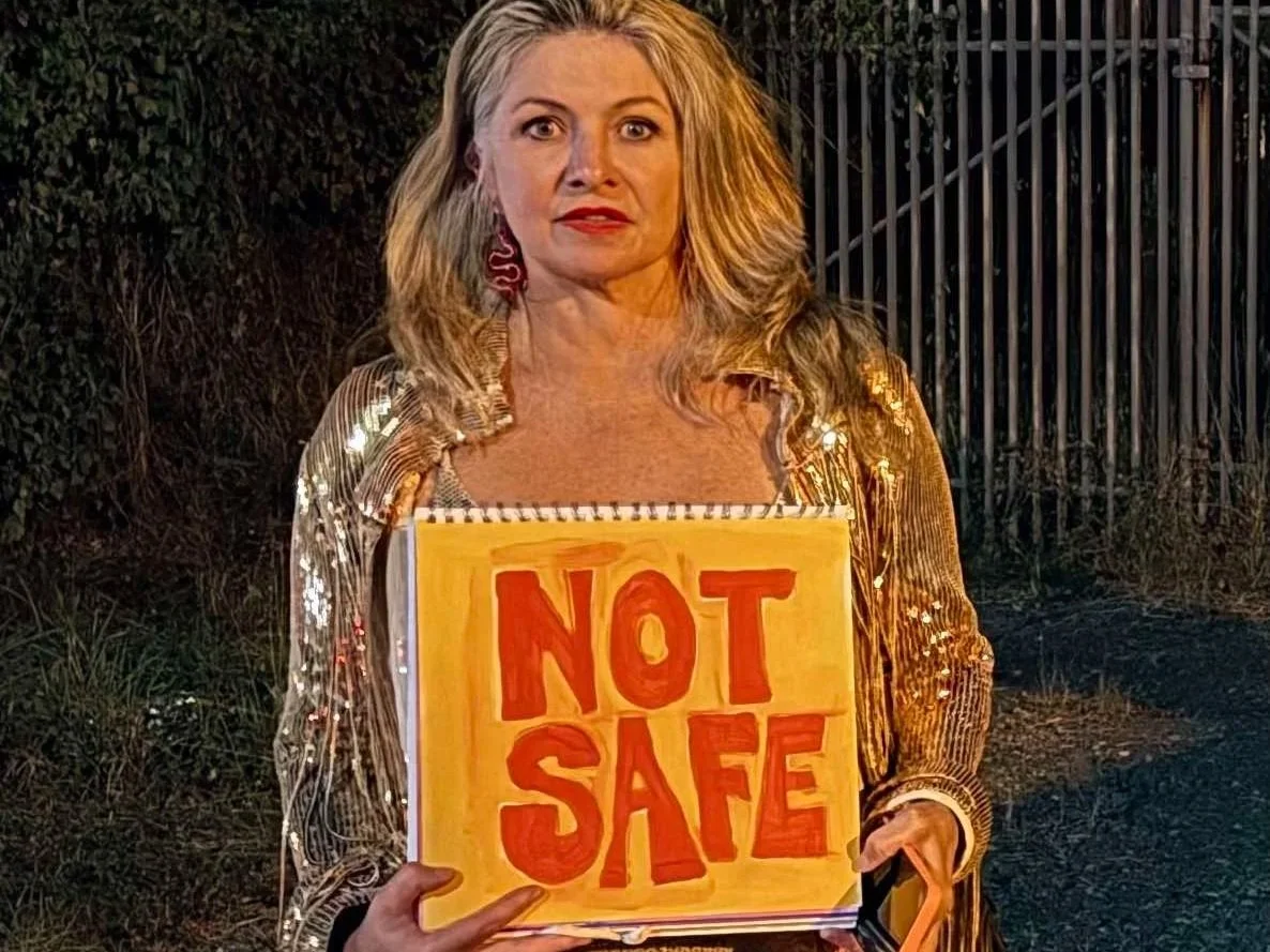 BEC+MAC+SIGN+.jpg