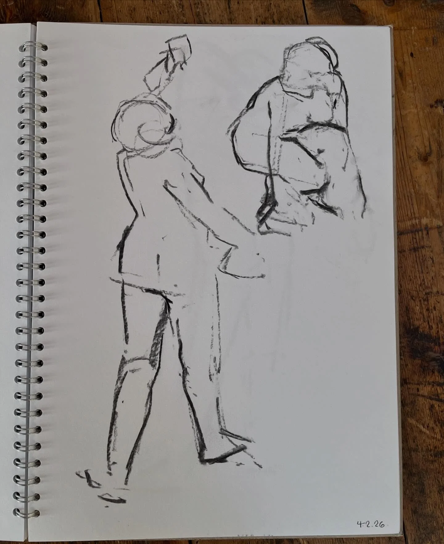 Wonderful life class with @gigi_lish (Georgina). 2 and 5 minute warmups building up to long pose after coffee. Quick oil sketch of George which I&rsquo;m now reworking in the studio. My usual four colours of life painting: Mixed white, yellow ochre, 