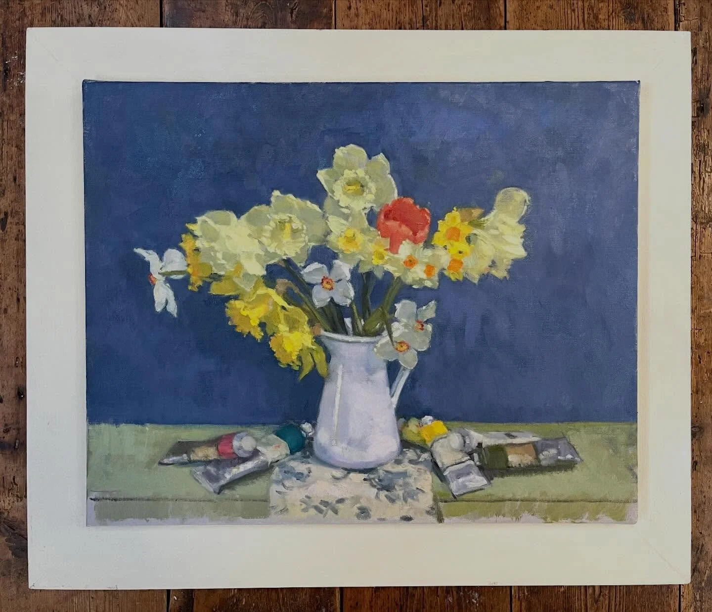 Bouquet of Colours, Oil on board, 16 x 20 inches. Luckily I have lots of friends who give me flowers because I do not have green fingers. These were a gift which I put with paint tubes an a blue backdrop in the studio.

#painttubes #daffodils #blueba