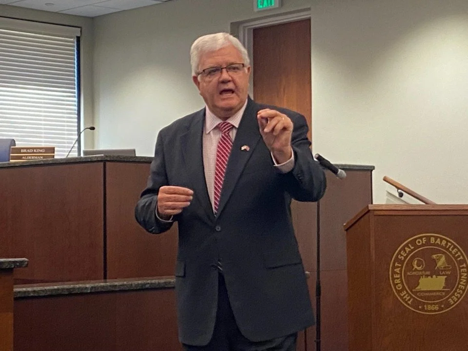 Bartlett mayor announces Chamber of Commerce partnership